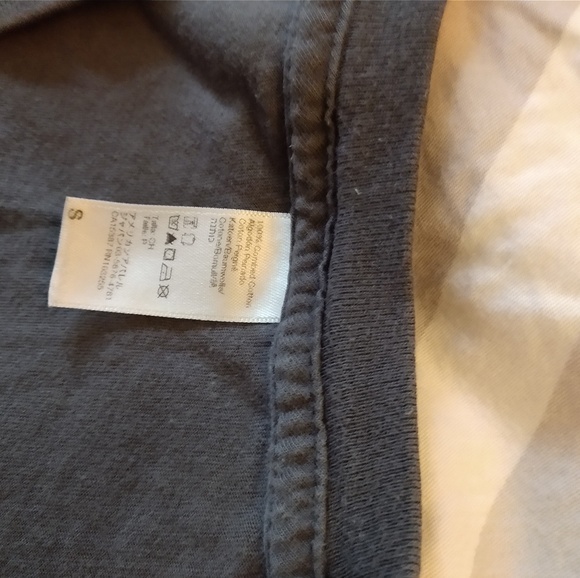 Nordstrom Rack T-Shirt - Picture 2 of 2